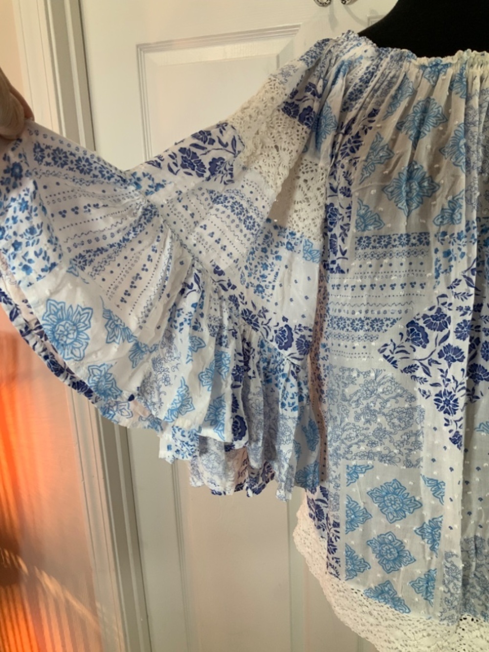 Surf Gypsy Blue Boho Patchwork Floral Wide Sleeve Crochet Top Size Small - Picture 4 of 8